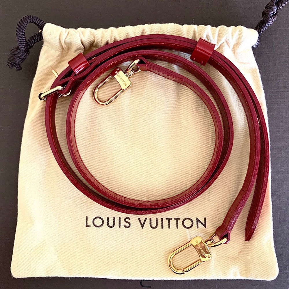 Louis Vuitton Vernis Strap - Pomme D'Amour